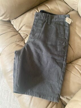Volcom Men's Shorts with Black Waist Lining- Size US 27 (s)